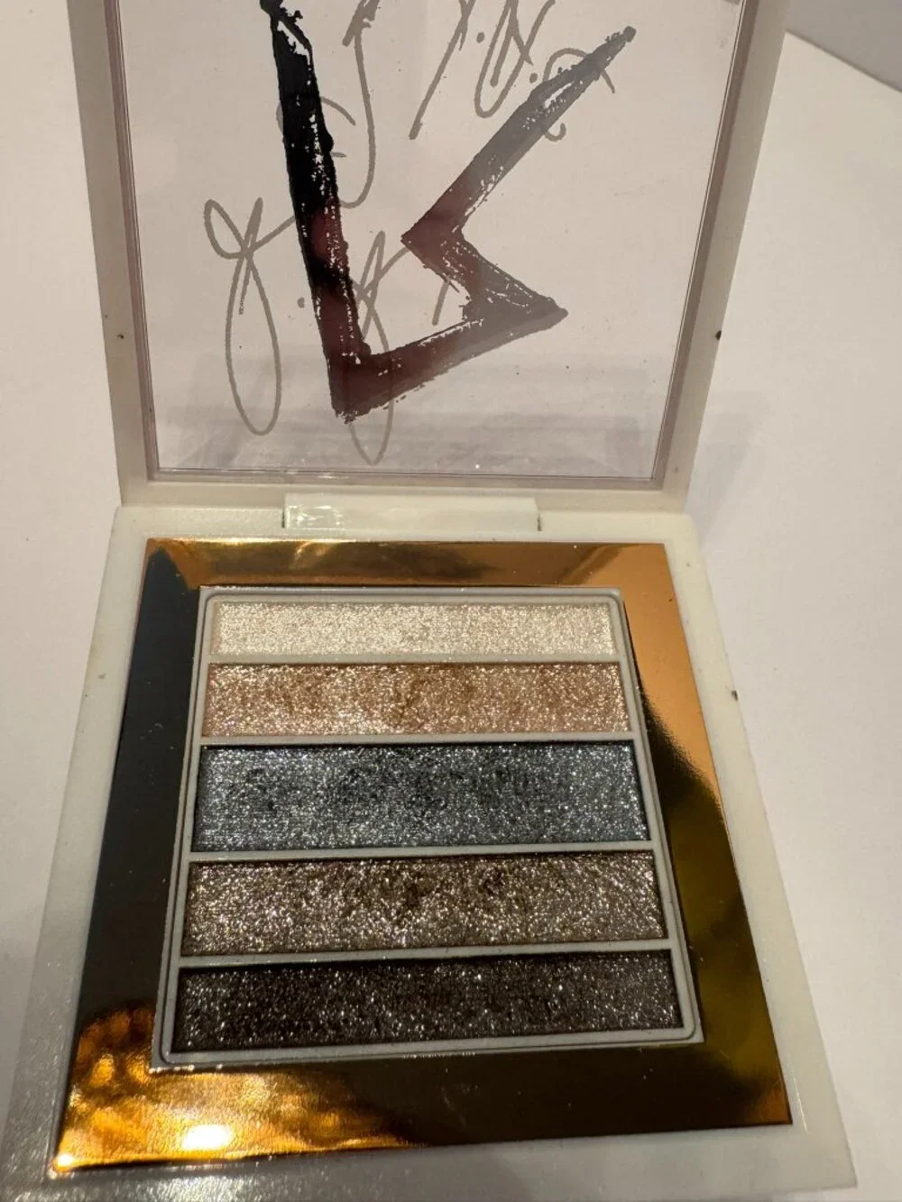 MAC 2X Dare Veluxe Pearlfusion Shadow Palette Riki Collab Shimmer New